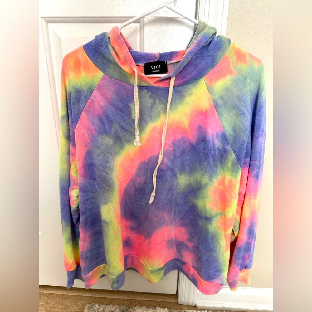 VICI Tye Dye Lightweight Hoodie - Women’s M